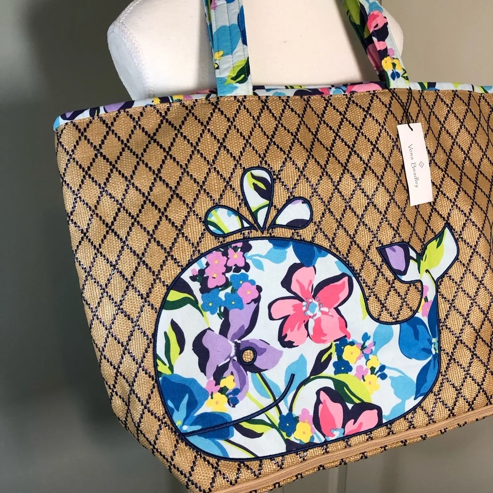 NWT! Vera Bradley Marian Whale Large Beach/Tote Bag. - Picture 5 of 12